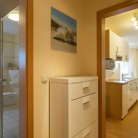 Charlotte Apartment *